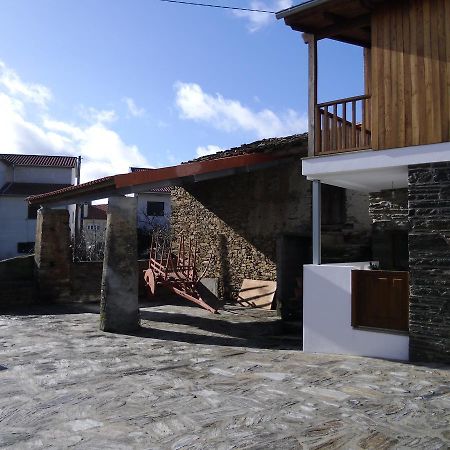 Casas De Campo Podence 라세도데카발라이로스 외부 사진