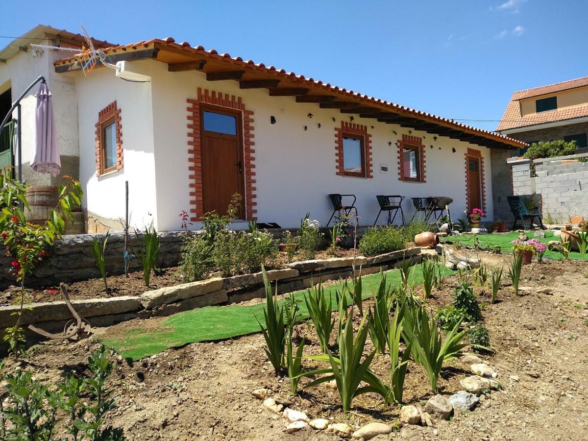 Casas De Campo Podence 라세도데카발라이로스 외부 사진